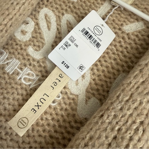 Saltwater Luxe Size L Hello Sunshine Cardigan Sweater in Beige and Stripes NEW! - Picture 7 of 7